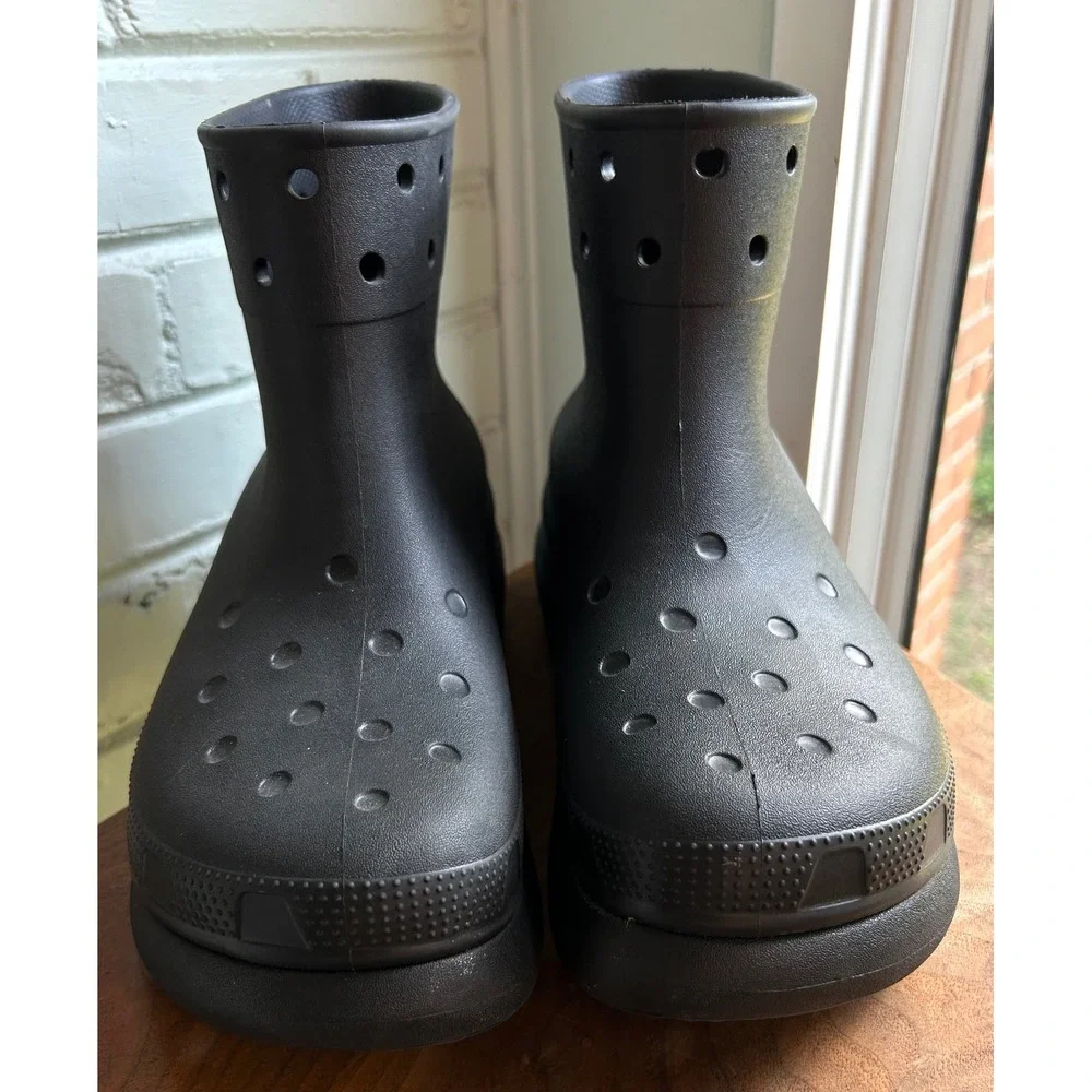 NEW Crocs Men's Classic Crush Rain Boot 12 Black Lightweight Platform Outdoors